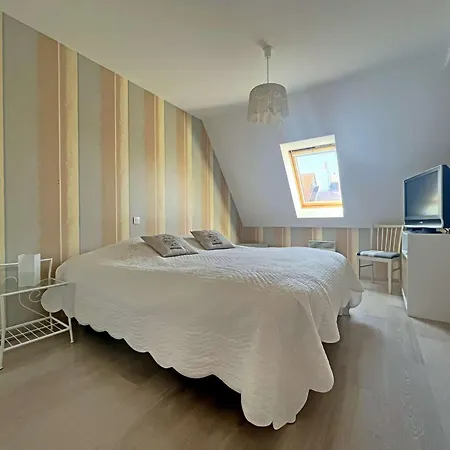 Grand T3 Idealement Situe Proche Et Commerces Avec Balcon Et Parking A - Fr-1-646-39